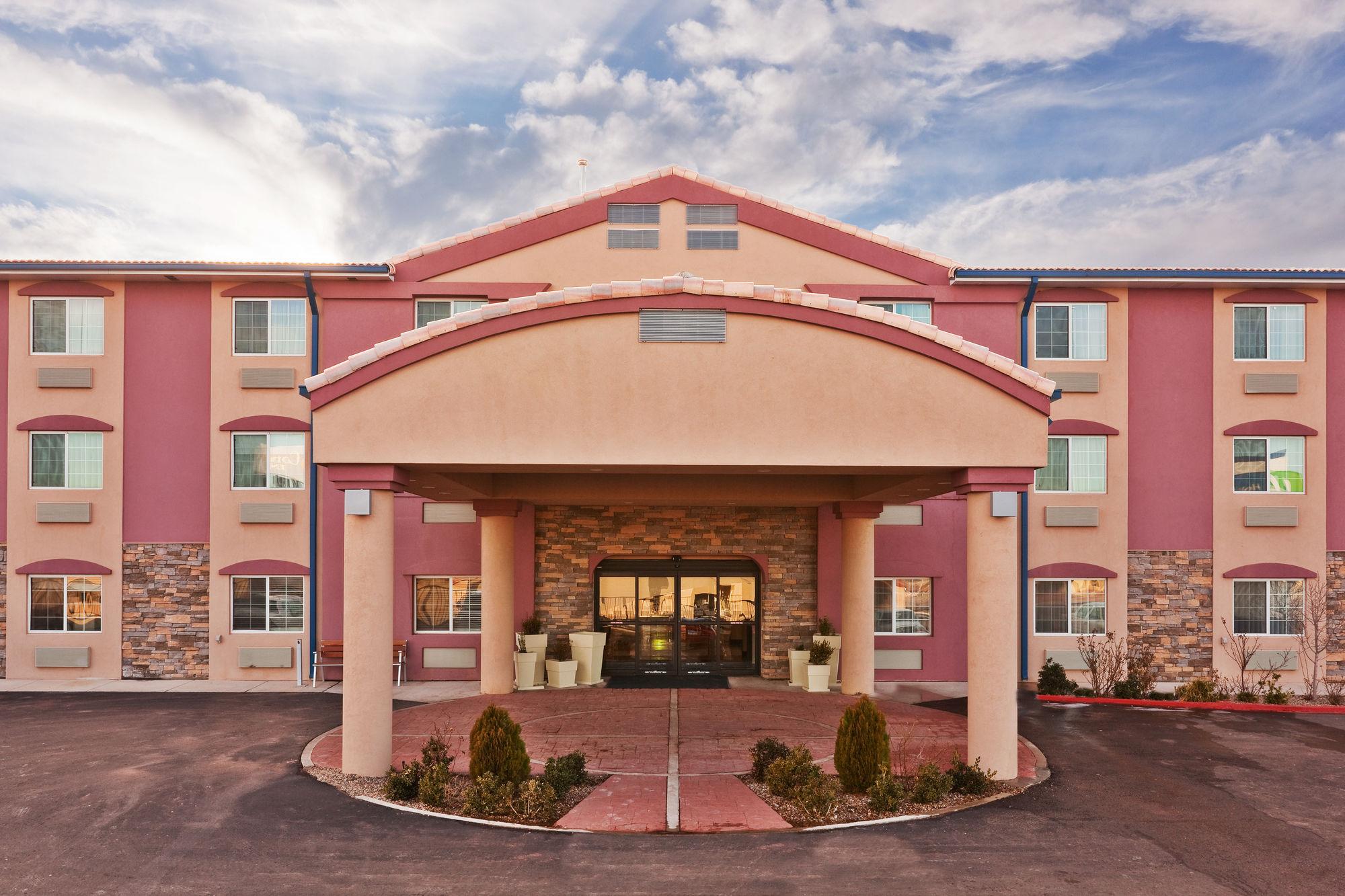 Holiday Inn Express Santa Rosa By Ihg Exterior photo
