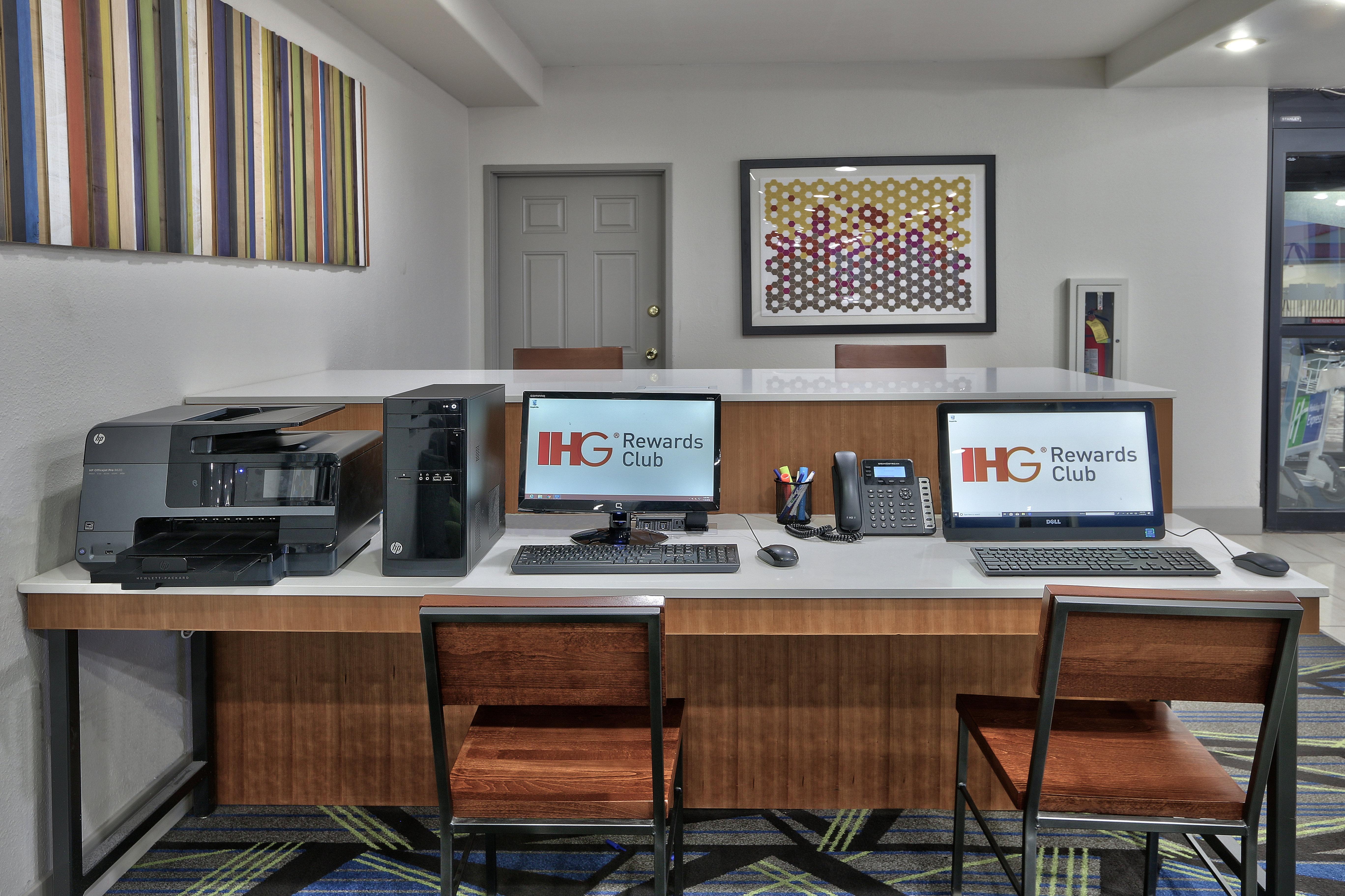 Holiday Inn Express Santa Rosa By Ihg Exterior photo